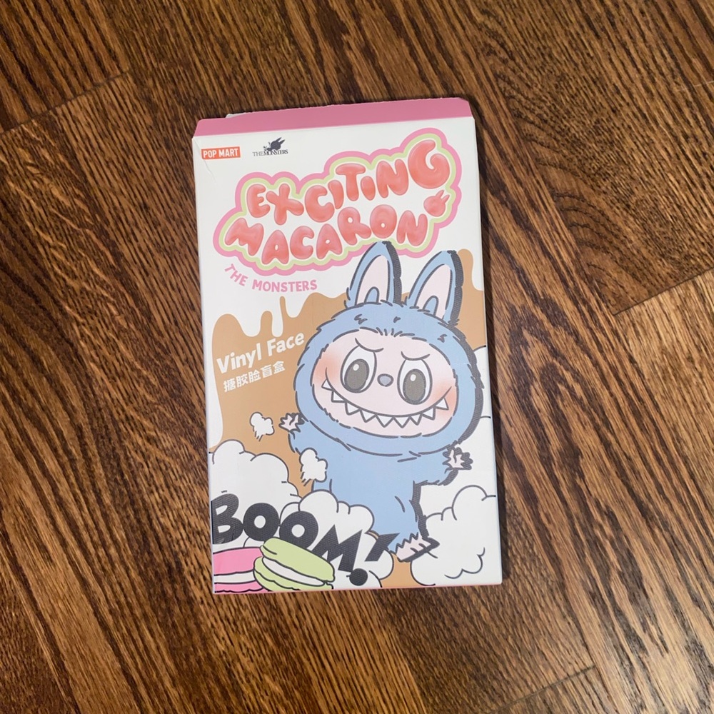 LABUBU MACARON TOFFEE